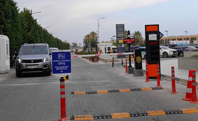 Mersin Marina’da Gir-Çık Otopark Ücreti 100 TL